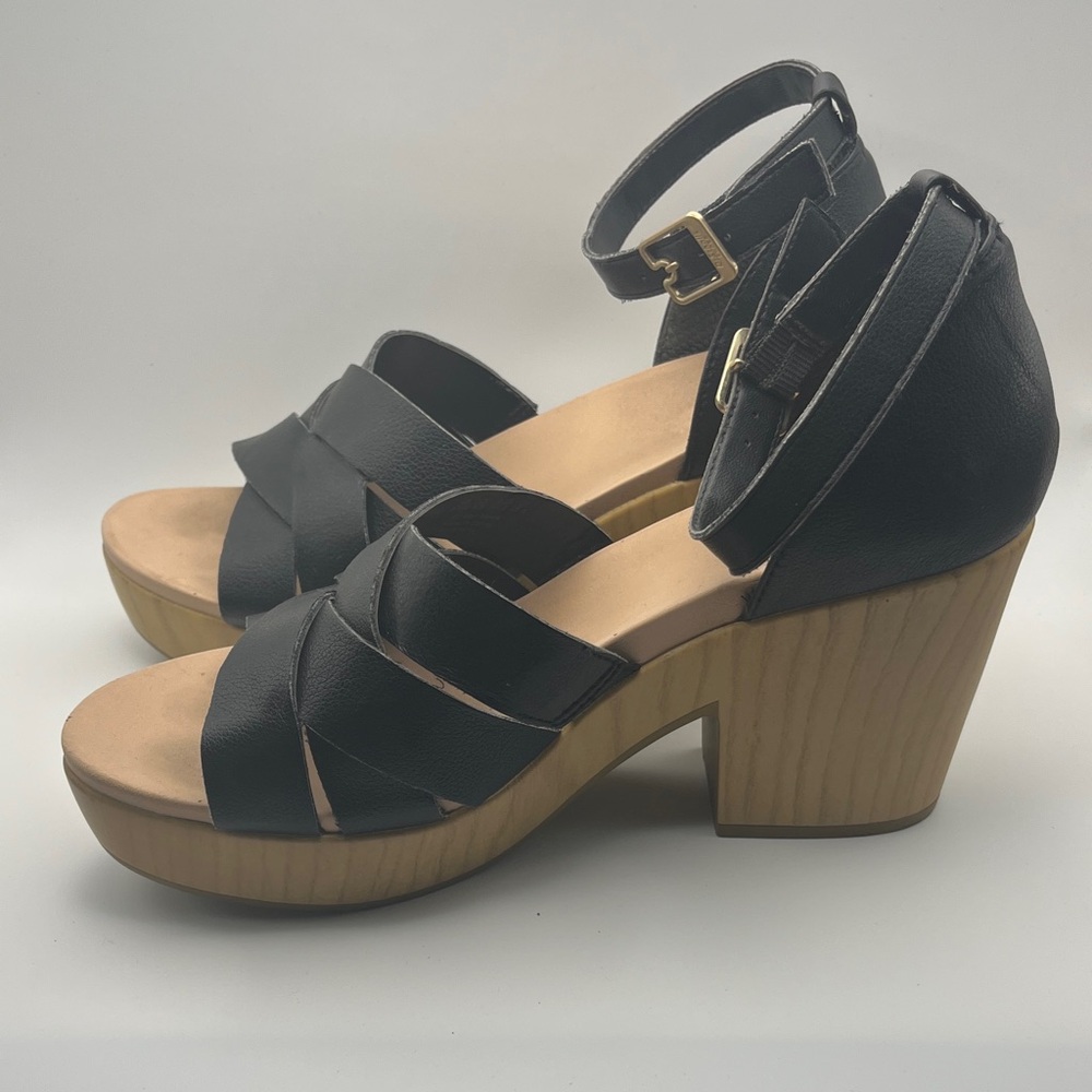 Dr. Scholl's Black Strappy Wedges